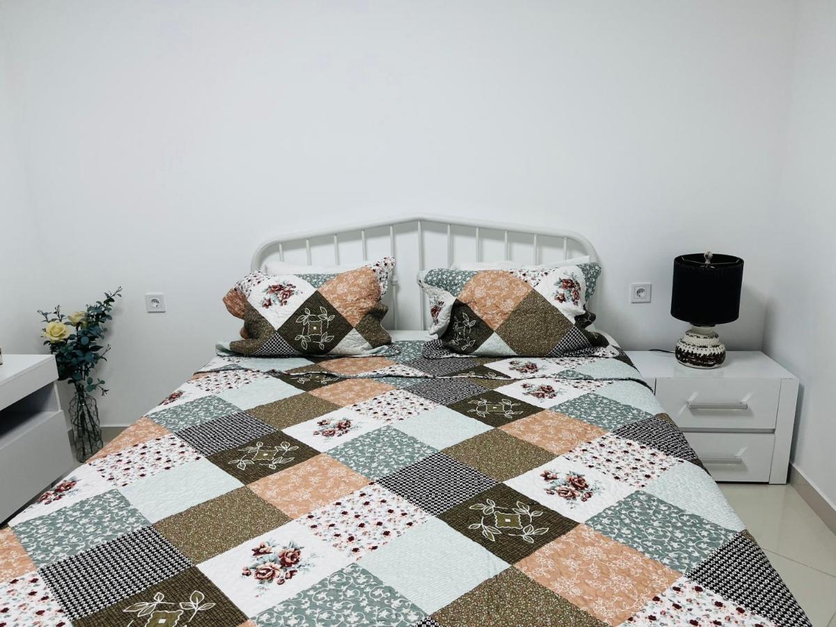 Techas City Center Luxurious Suites & Rooms 普拉亚 外观 照片