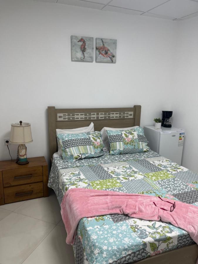 Techas City Center Luxurious Suites & Rooms 普拉亚 外观 照片