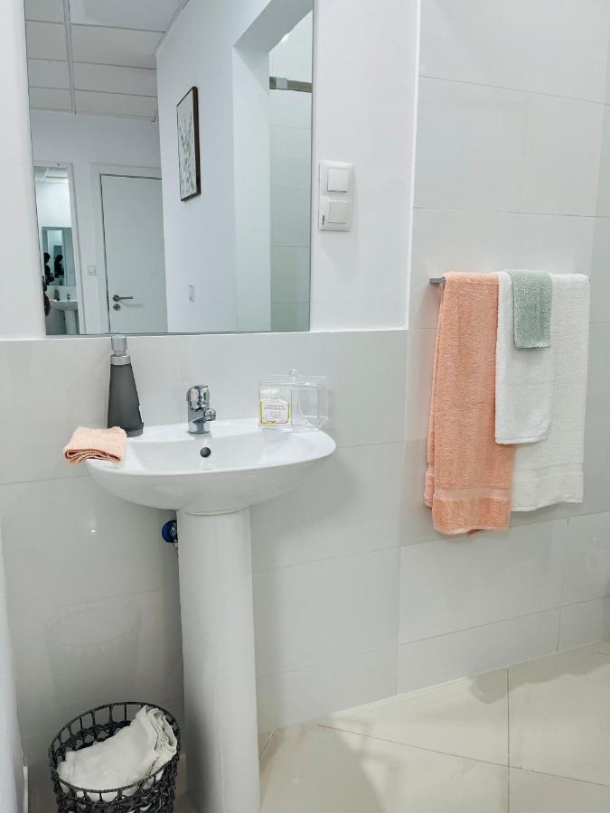 Techas City Center Luxurious Suites & Rooms 普拉亚 外观 照片